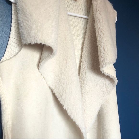 Loft Outlet Suede/Sherpa lined Vest - Picture 2 of 7